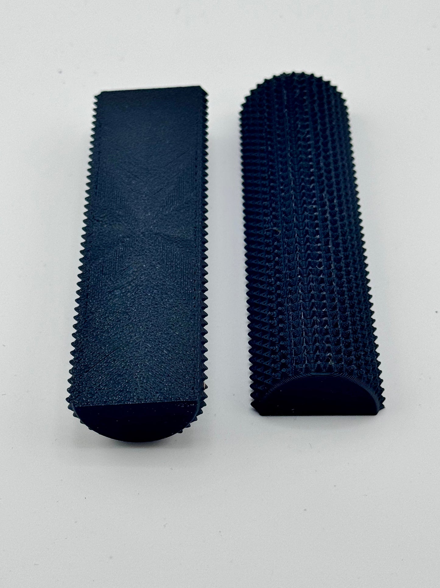 Spikie Split — Magnetic Snap-Together Textured Fidget | Satisfying Sensory Toy for Focus & Stress Relief